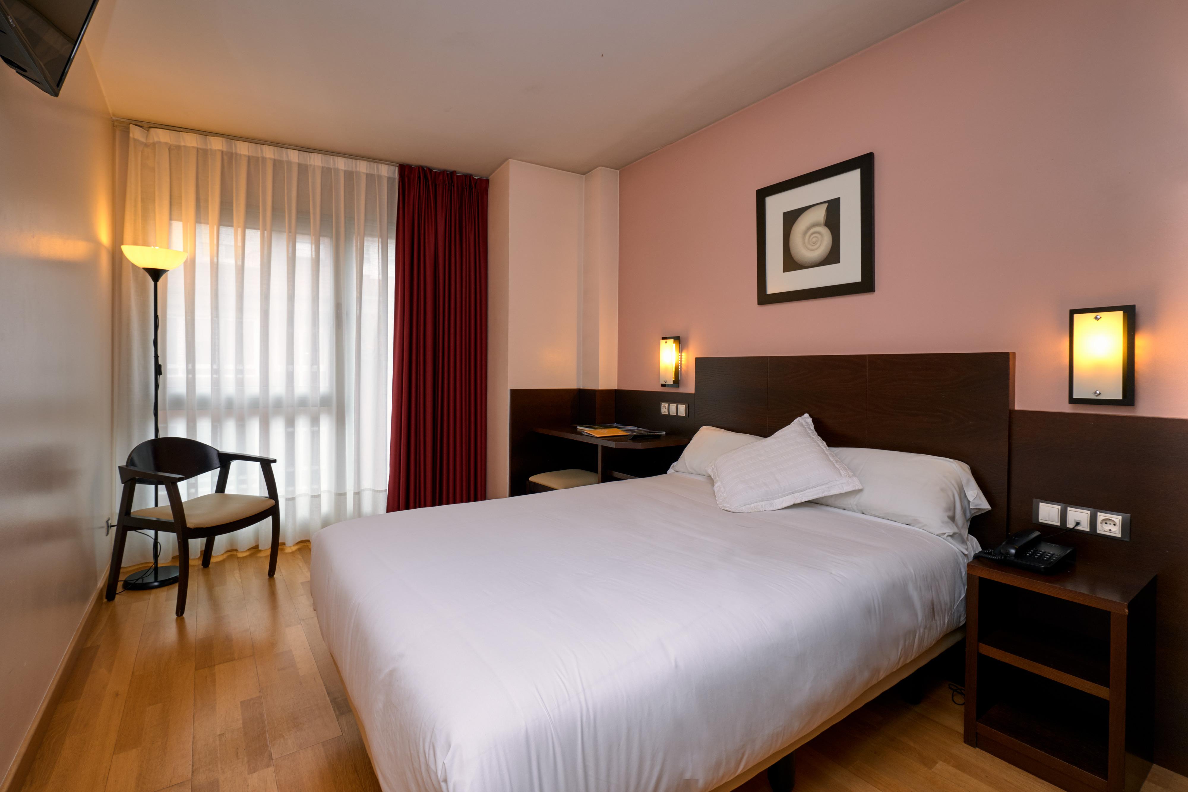 Hotel Castro Real Oviedo Kültér fotó