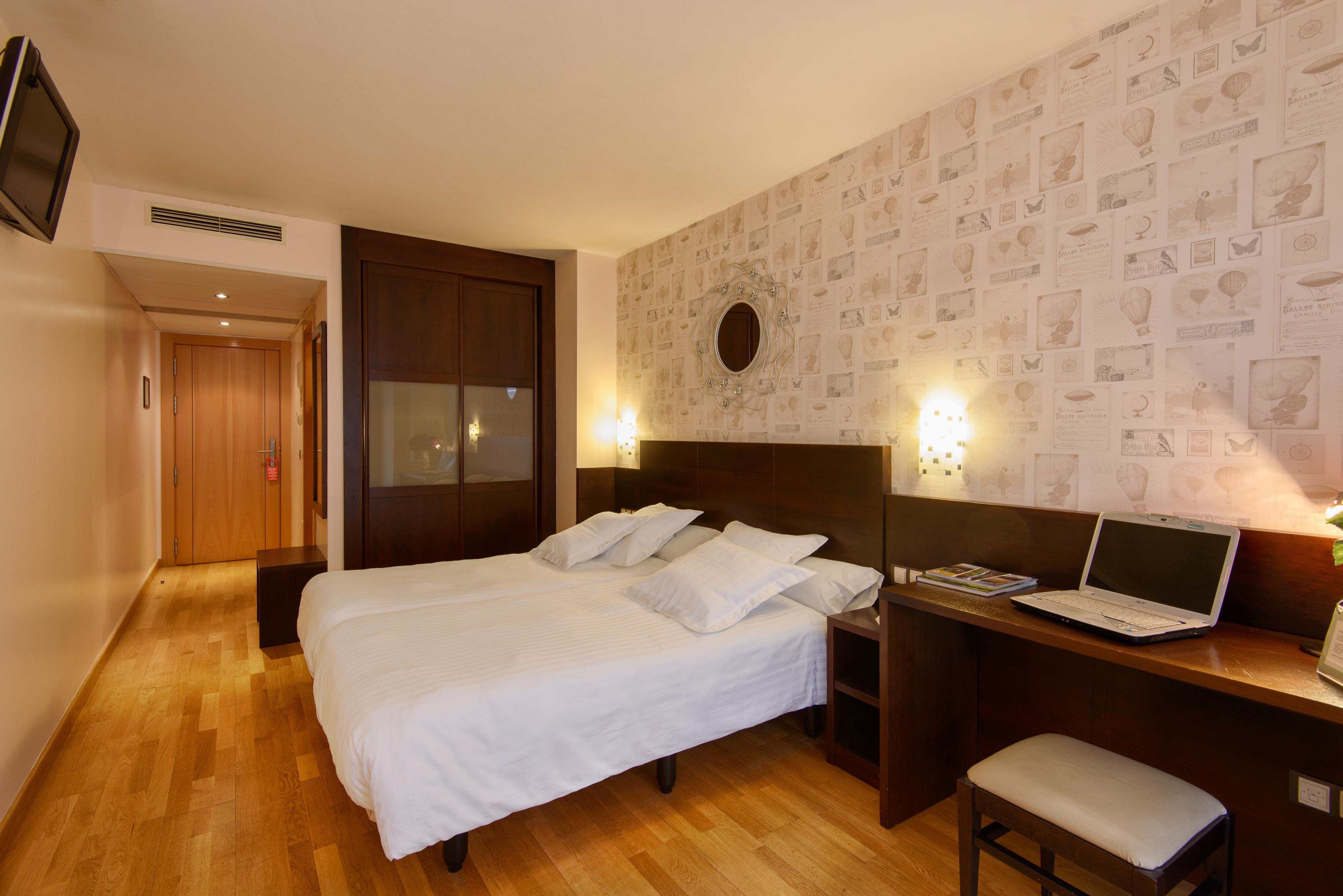 Hotel Castro Real Oviedo Kültér fotó