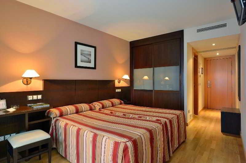 Hotel Castro Real Oviedo Kültér fotó